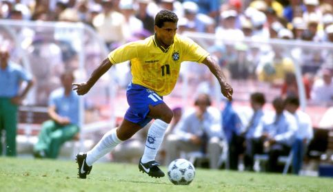 继续效力于 继续效力于