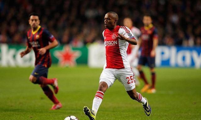 见到莱万 见到莱万